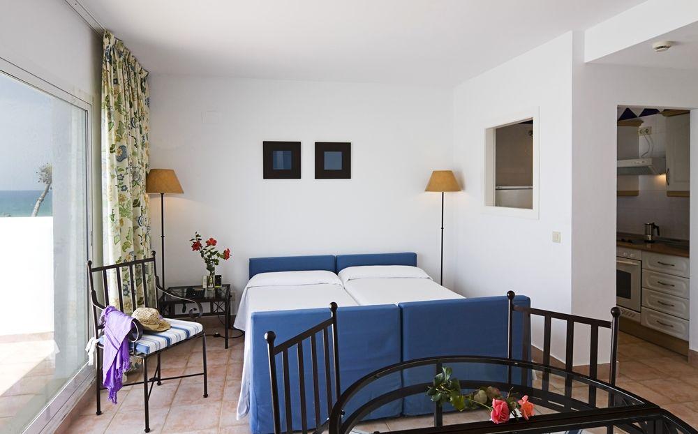 Fergus Conil Park Hotel Conil De La Frontera Exterior photo