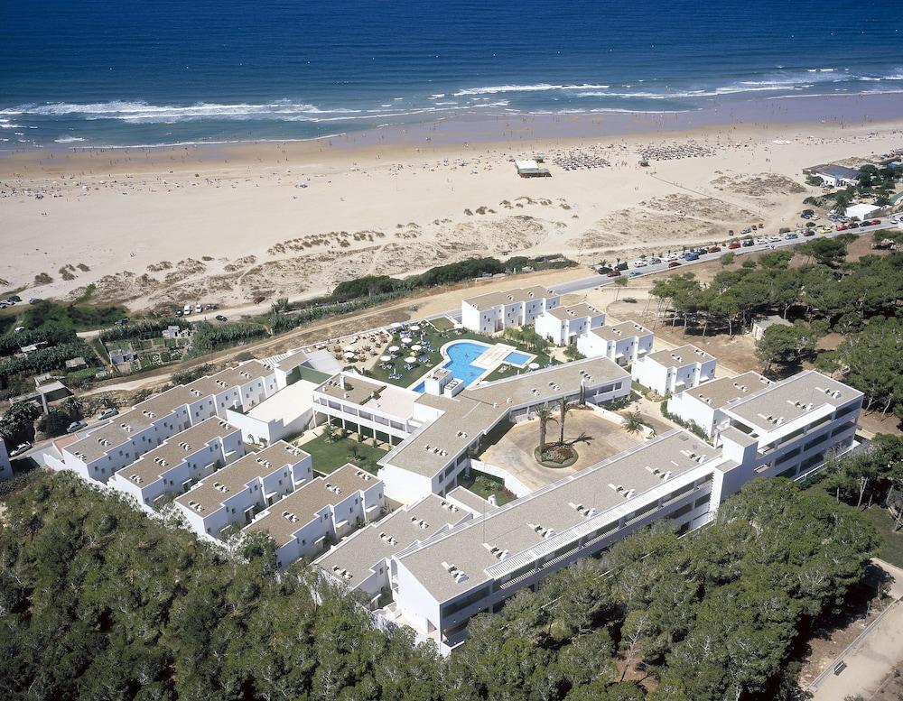 Fergus Conil Park Hotel Conil De La Frontera Exterior photo