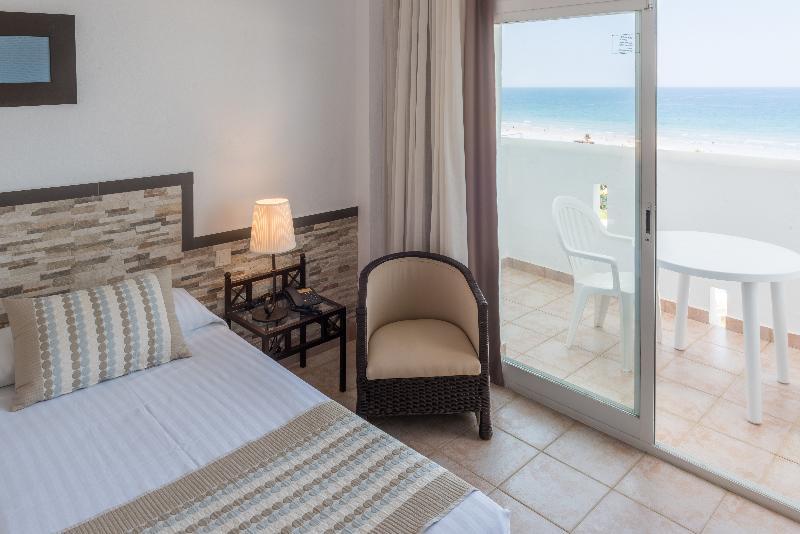 Fergus Conil Park Hotel Conil De La Frontera Exterior photo